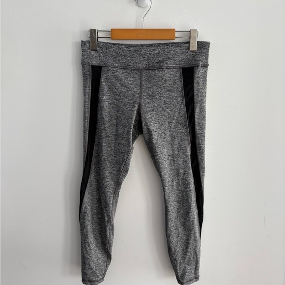 Forever 21 Heather Gray and Black Leggings - Picture 2 of 4